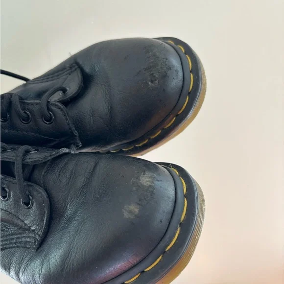 Dr. Martens Black Leather Boots size 7 - Picture 6 of 8